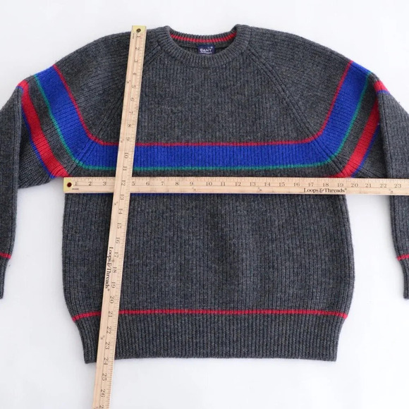 Vintage Gant The Rugger Grey w Blue Red Striped  100% Wool Crewneck Sweater L - Picture 4 of 11